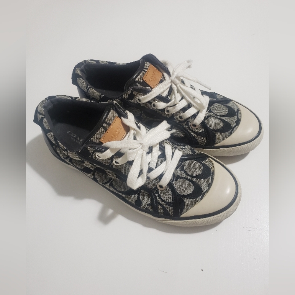 Coach Barrett Low Top Sneakers Size 8 Women's